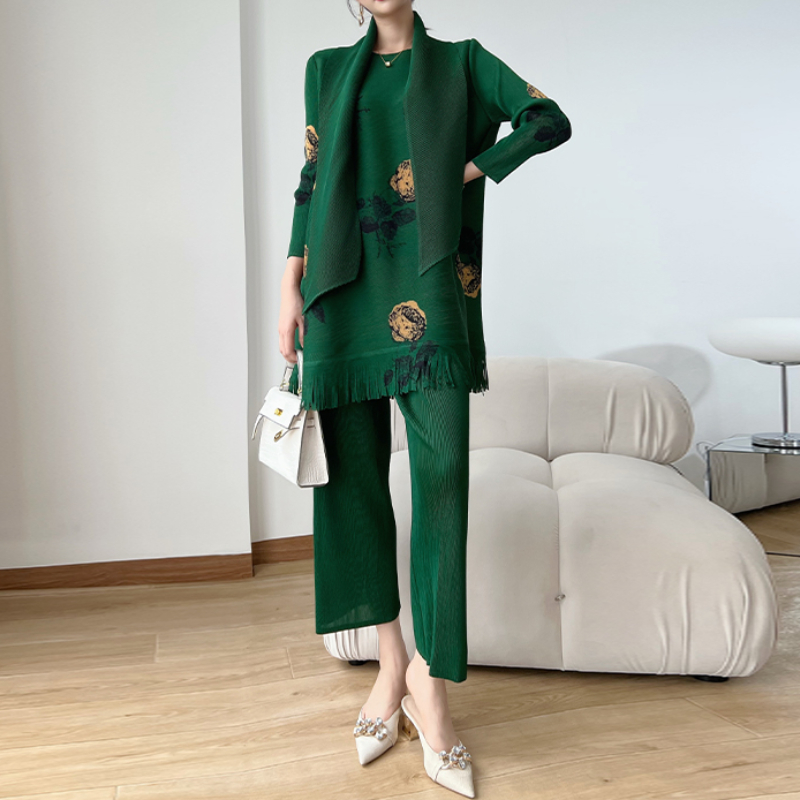 طقم أزياء بطيات منزلية ثلاثية  - مراجعة Women'S Fashion Show 2022 وسعره